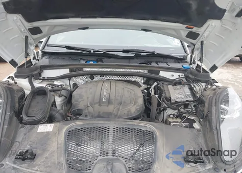 2021 Porsche Macan z USA, uszkodzony, nr VIN WP1AA2A58MLB07422